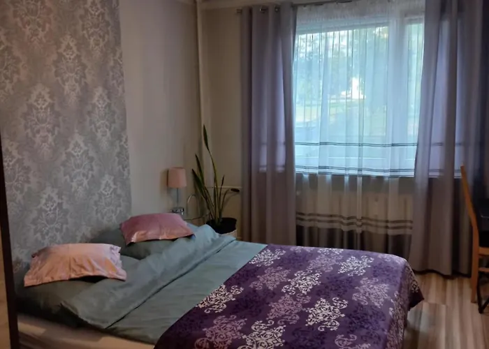 M-5 - 74m2 - Free Parking Apartamento *